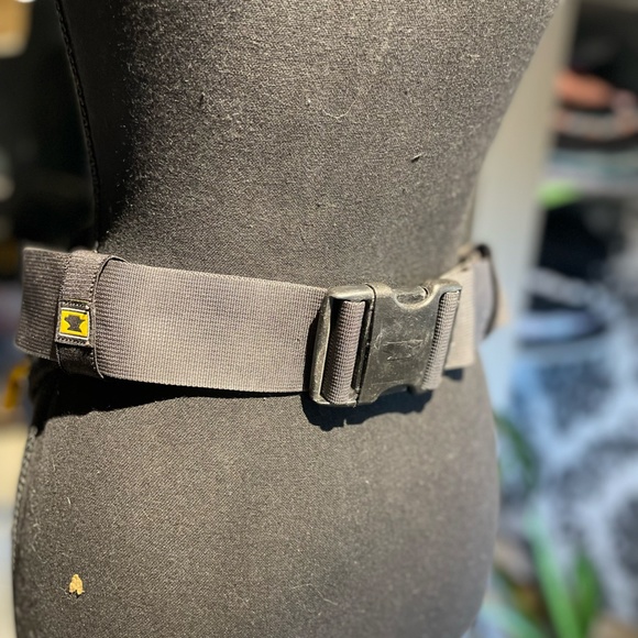 Mountain Smith Fanny Pack - Picture 5 of 5